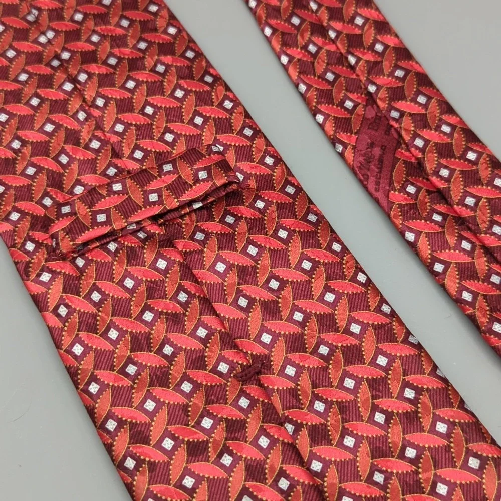 Ermenegildo Zegna 100% Silk Tie Burgundy Red Geometric Made in Italy 60